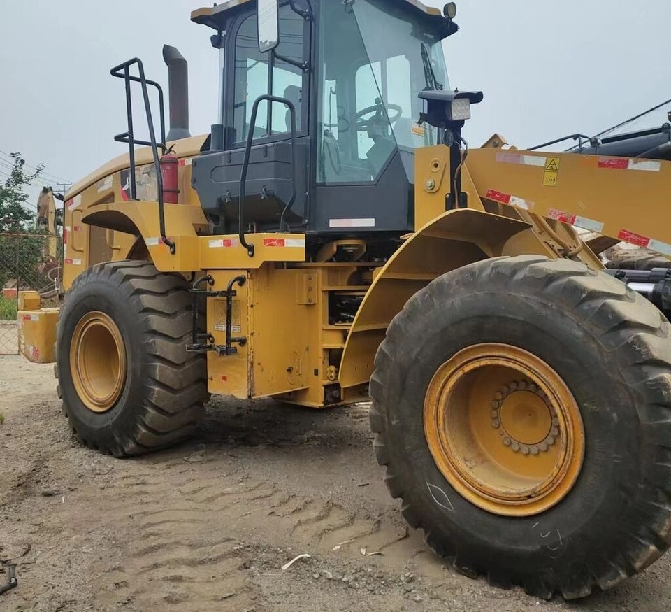 Utovarivač točkaš Caterpillar 950GC: slika 6