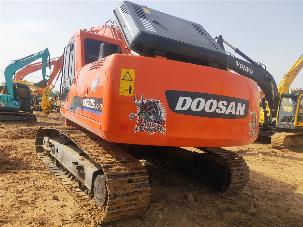 Doosan DH225 - Bager guseničar: slika 2 Doosan DH225 - Bager guseničar: slika 2