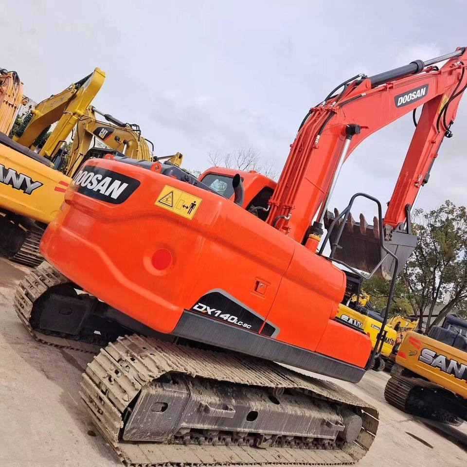 Doosan DX140 - Bager guseničar: slika 2 Doosan DX140 - Bager guseničar: slika 2