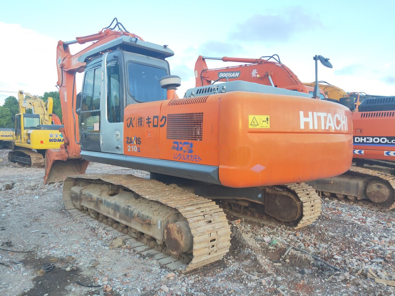 Hitachi ZX210 - Bager guseničar: slika 3 Hitachi ZX210 - Bager guseničar: slika 3
