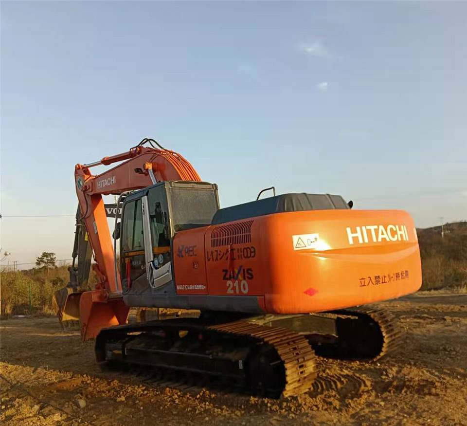 Hitachi ZX210 - Bager guseničar: slika 3 Hitachi ZX210 - Bager guseničar: slika 3