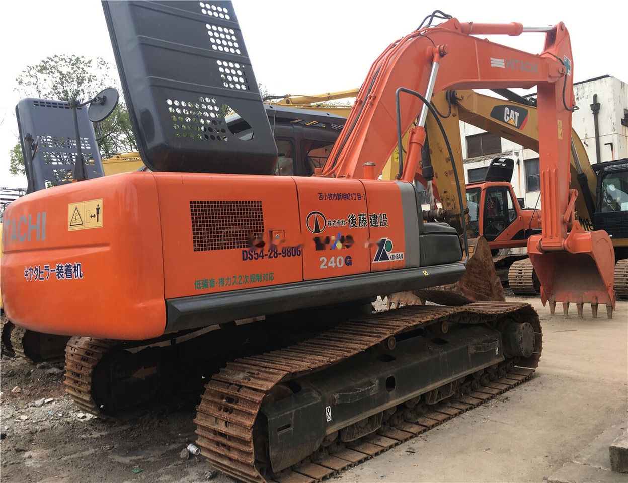 Hitachi ZX240-3G - Bager guseničar: slika 4 Hitachi ZX240-3G - Bager guseničar: slika 4