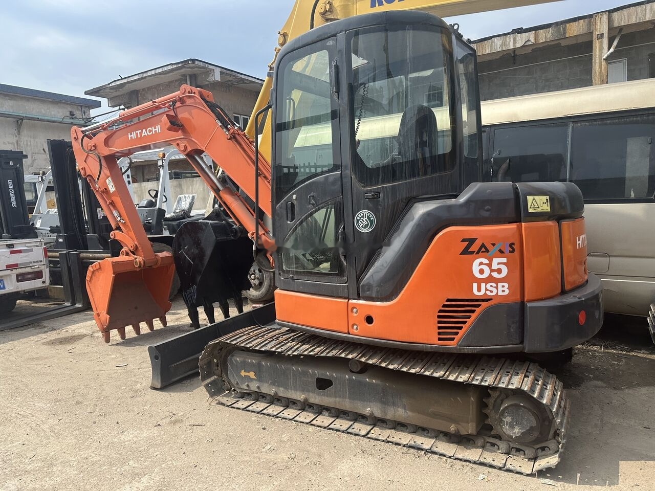 Hitachi ZX65 - Mini bager: slika 5 Hitachi ZX65 - Mini bager: slika 5