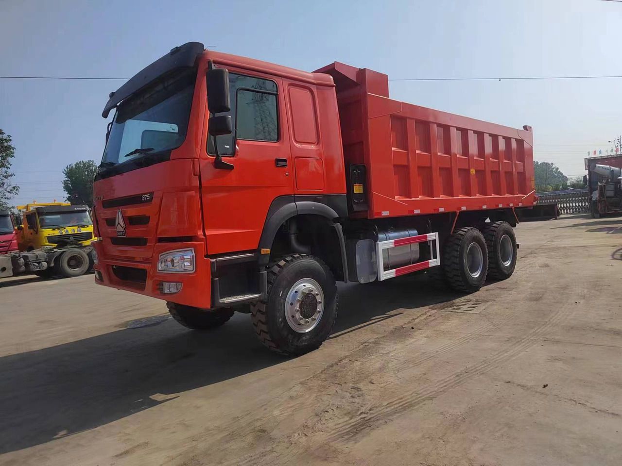 Howo 371 6*4 - Istovarivač: slika 5 Howo 371 6*4 - Istovarivač: slika 5