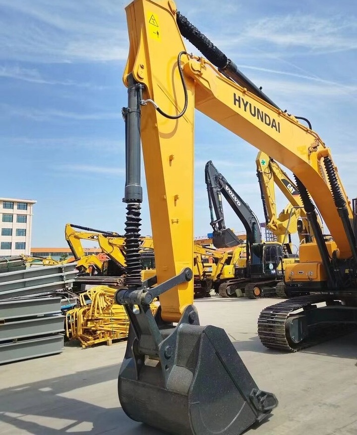 Hyundai R220-9S - Bager guseničar: slika 4 Hyundai R220-9S - Bager guseničar: slika 4