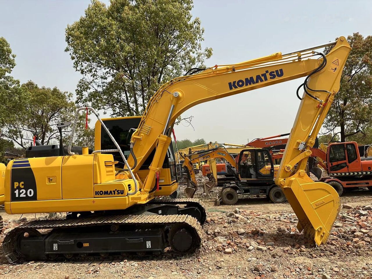 Komatsu PC120-8 - Bager guseničar: slika 4 Komatsu PC120-8 - Bager guseničar: slika 4