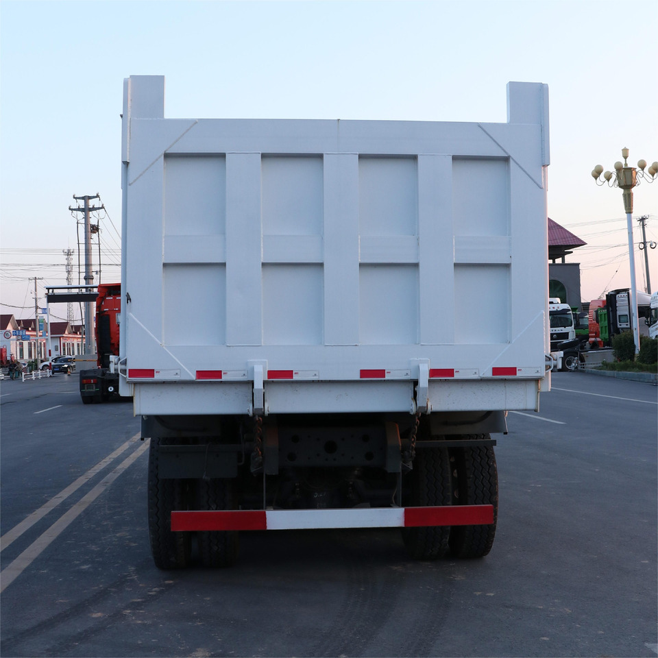 SINOTRUK HOWO T5G - Istovarivač: slika 3 SINOTRUK HOWO T5G - Istovarivač: slika 3