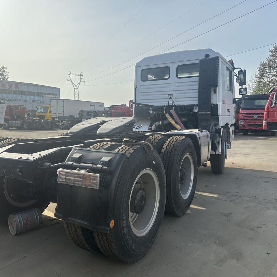 Shacman F3000 - Tegljač: slika 5 Shacman F3000 - Tegljač: slika 5