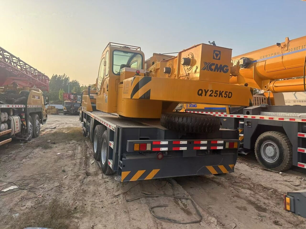 XCMG QY25K5D -3 - Autodizalica: slika 2 XCMG QY25K5D -3 - Autodizalica: slika 2