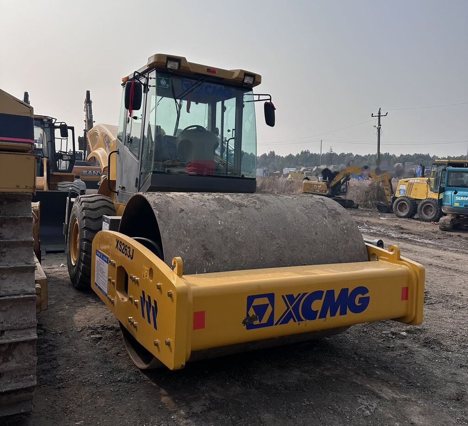 XCMG XS223J - Kompaktor: slika 1 XCMG XS223J - Kompaktor: slika 1