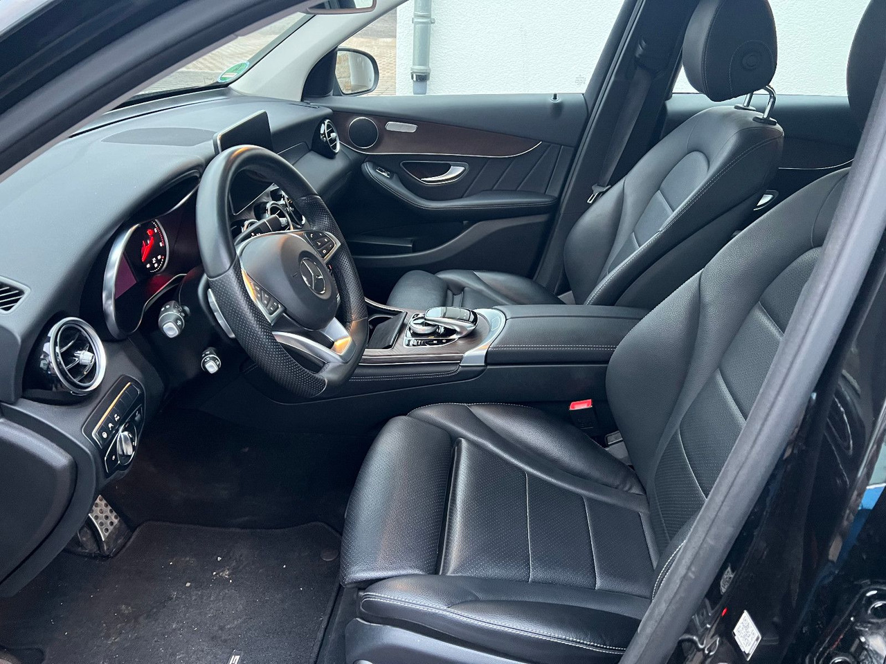 Mercedes-Benz GLC 250 GLC GLC 250 d 4Matic - SUV: slika 3 Mercedes-Benz GLC 250 GLC GLC 250 d 4Matic - SUV: slika 3