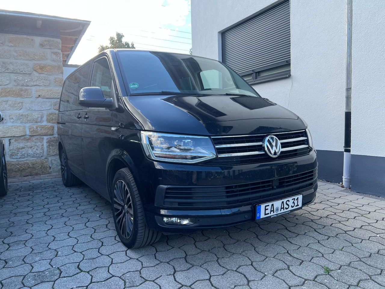 Volkswagen T6 Multivan - Putnički kombi: slika 1 Volkswagen T6 Multivan - Putnički kombi: slika 1