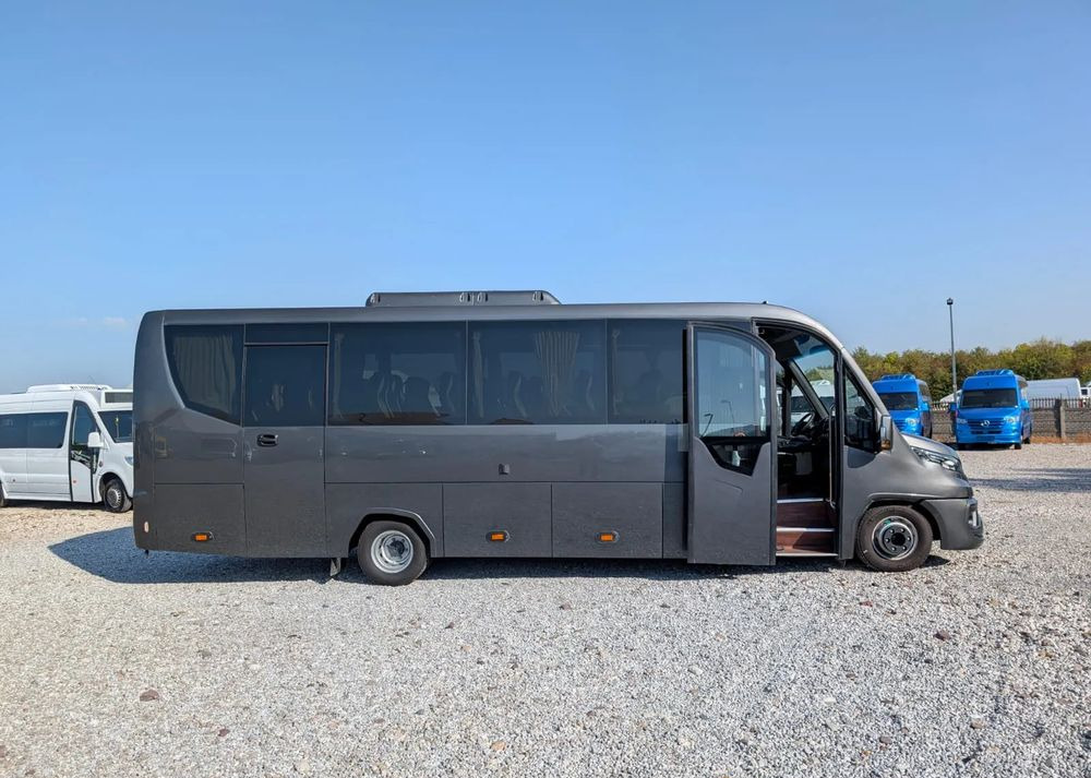 Iveco Daily 70C21 - Minibus, Putnički kombi: slika 3 Iveco Daily 70C21 - Minibus, Putnički kombi: slika 3