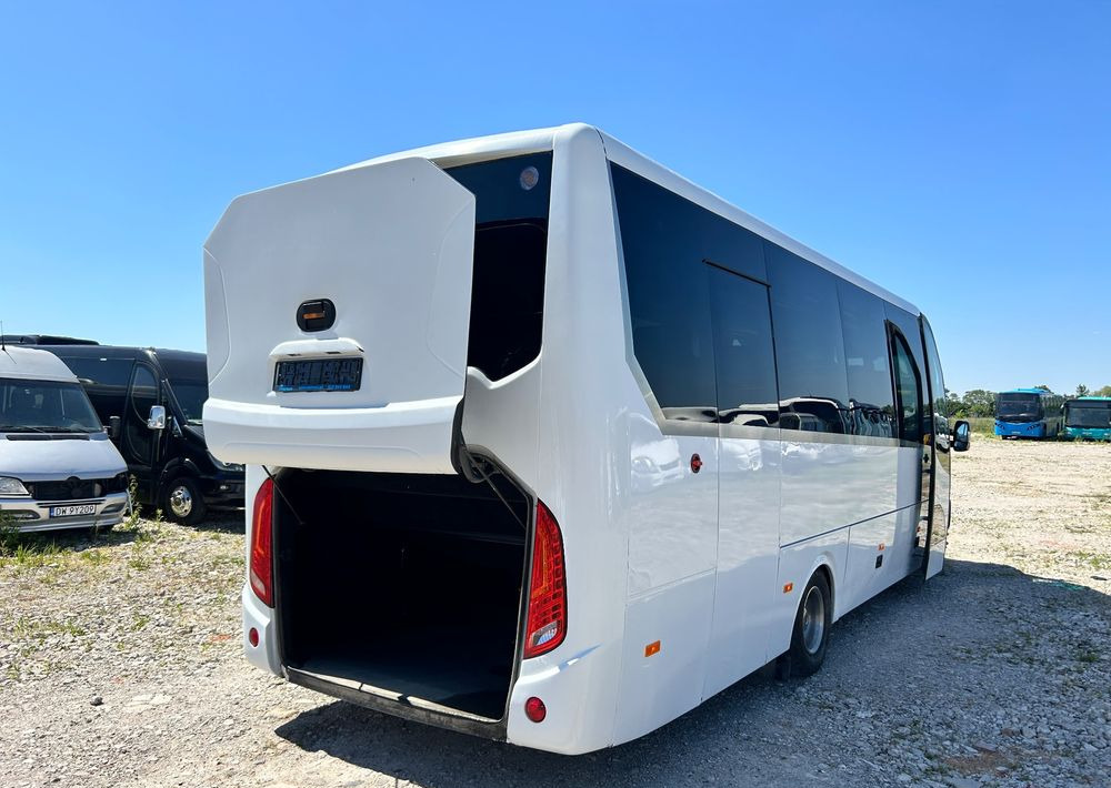 Iveco Daily - Minibus, Putnički kombi: slika 5 Iveco Daily - Minibus, Putnički kombi: slika 5