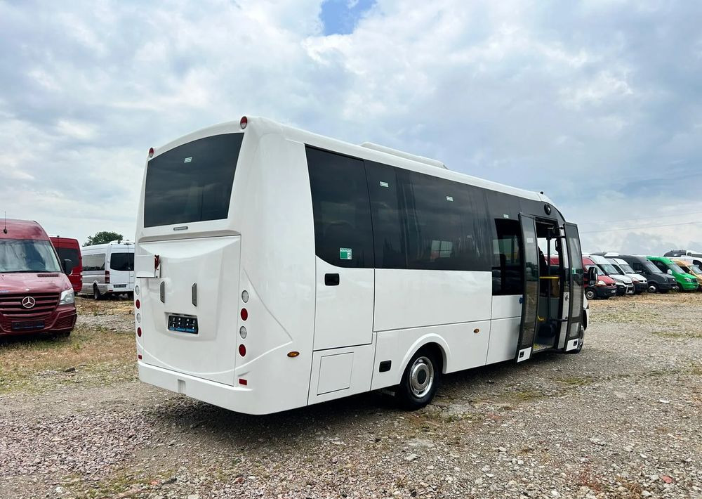 Iveco Daily Rosero City - Minibus, Putnički kombi: slika 4 Iveco Daily Rosero City - Minibus, Putnički kombi: slika 4