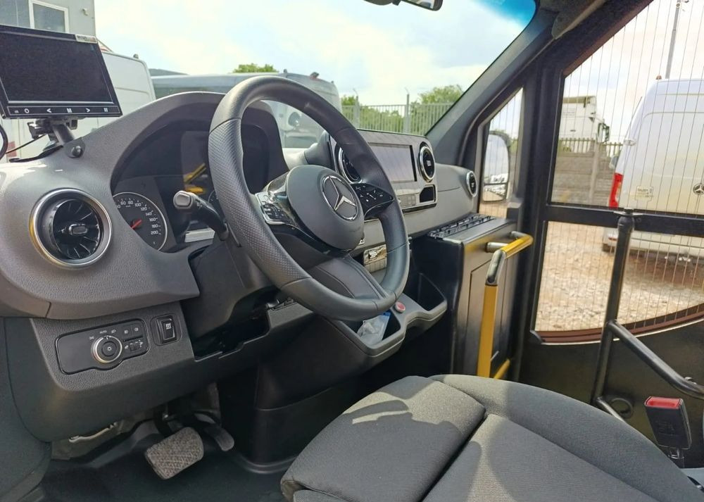 Lizing Mercedes-Benz Sprinter 517 CITY Mercedes-Benz Sprinter 517 CITY: slika 16 Lizing Mercedes-Benz Sprinter 517 CITY Mercedes-Benz Sprinter 517 CITY: slika 16