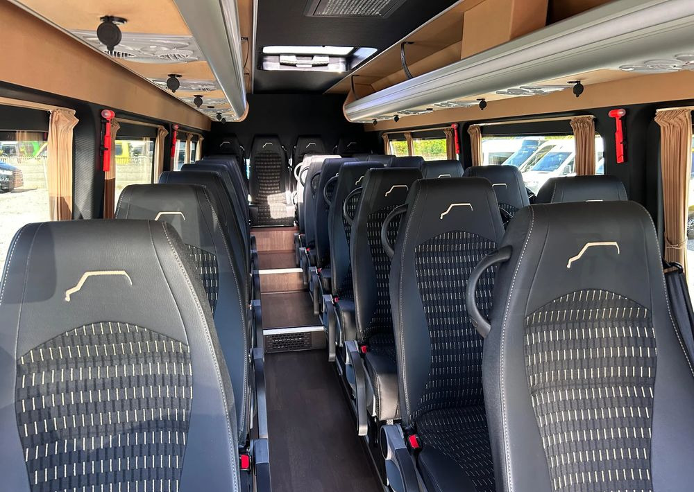 Novu Minibus, Putnički kombi Mercedes-Benz Sprinter 519: slika 15 Novu Minibus, Putnički kombi Mercedes-Benz Sprinter 519: slika 15