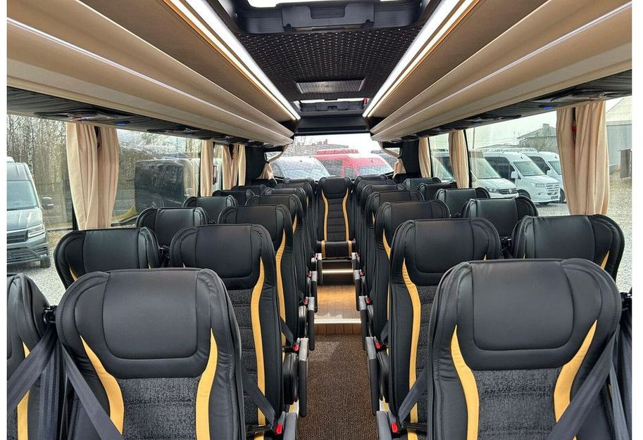 Novu Minibus, Putnički kombi Mercedes-Benz Sprinter 519: slika 19