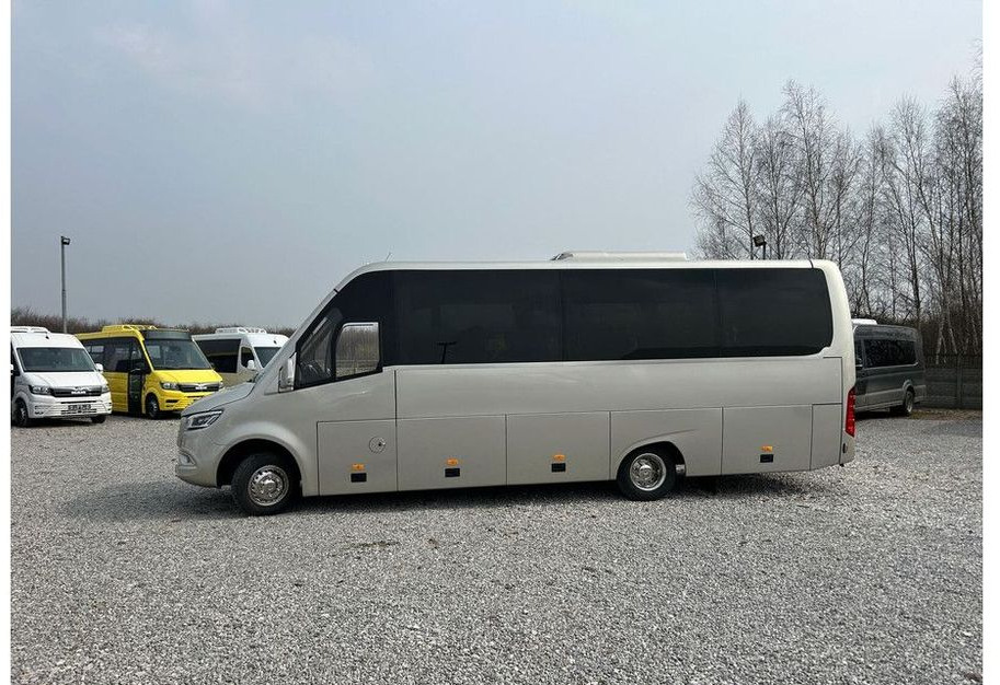 Novu Minibus, Putnički kombi Mercedes-Benz Sprinter 519: slika 9