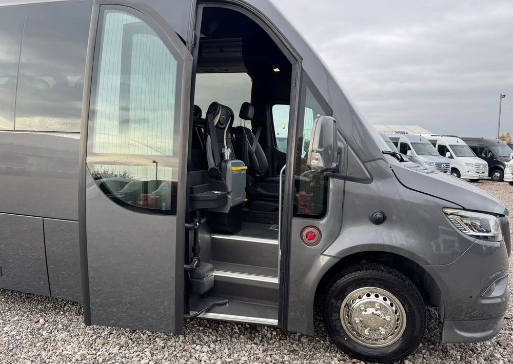 Novu Minibus, Putnički kombi Mercedes-Benz Sprinter 519: slika 11 Novu Minibus, Putnički kombi Mercedes-Benz Sprinter 519: slika 11