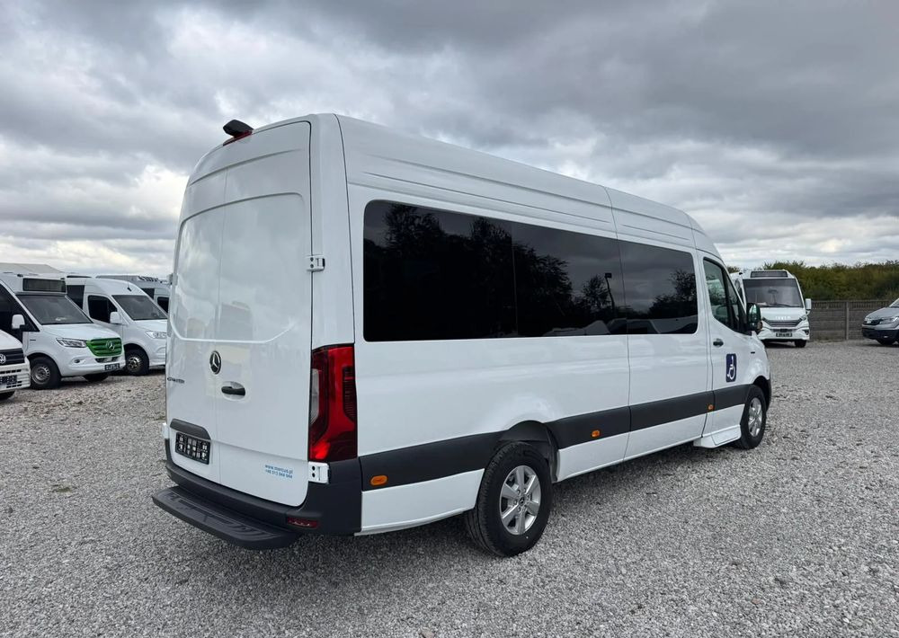 Mercedes-Benz Sprinter - Minibus, Električni autobus: slika 4 Mercedes-Benz Sprinter - Minibus, Električni autobus: slika 4