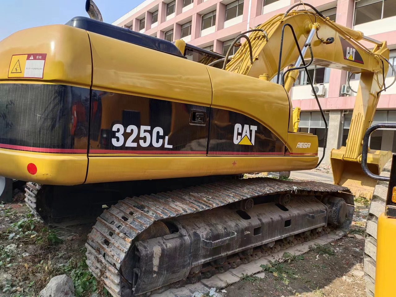 CAT 325CL - Bager guseničar: slika 1 CAT 325CL - Bager guseničar: slika 1