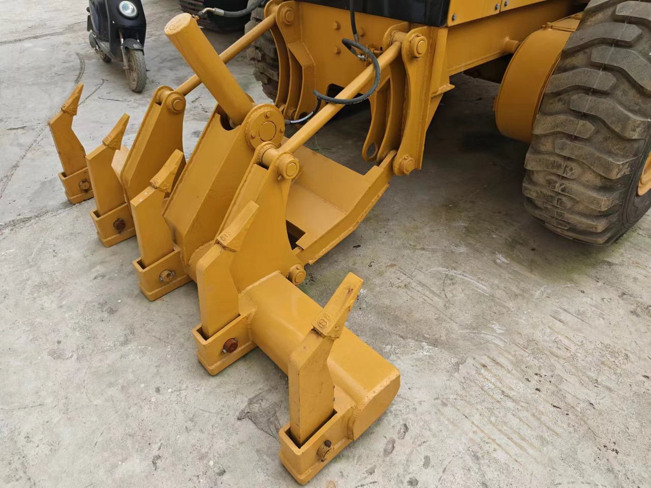 CATERPILLAR 140H - Grejder: slika 5 CATERPILLAR 140H - Grejder: slika 5