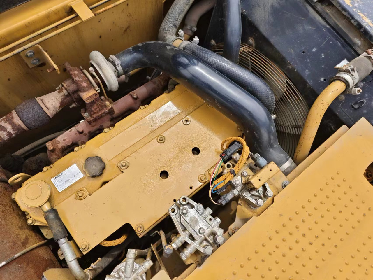 CATERPILLAR 320D2 CAT - Bager guseničar: slika 4 CATERPILLAR 320D2 CAT - Bager guseničar: slika 4