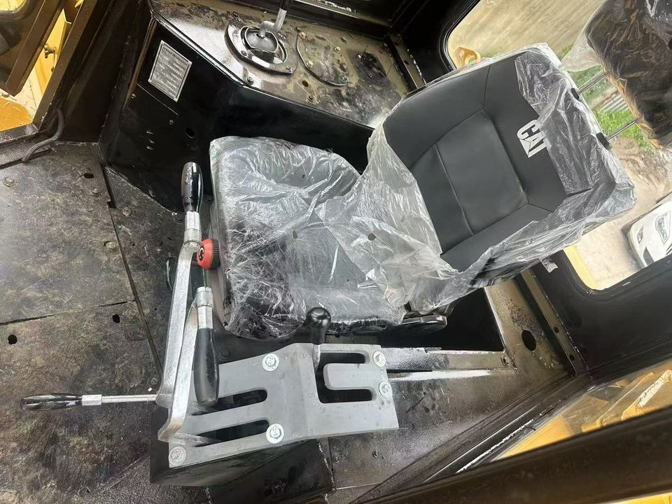 CATERPILLAR D8R - Buldožer: slika 5 CATERPILLAR D8R - Buldožer: slika 5