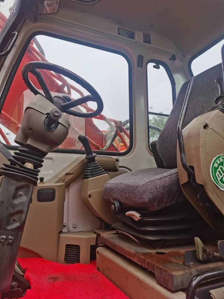 DOOSAN DH150W-7 - Bager točkaš: slika 3 DOOSAN DH150W-7 - Bager točkaš: slika 3