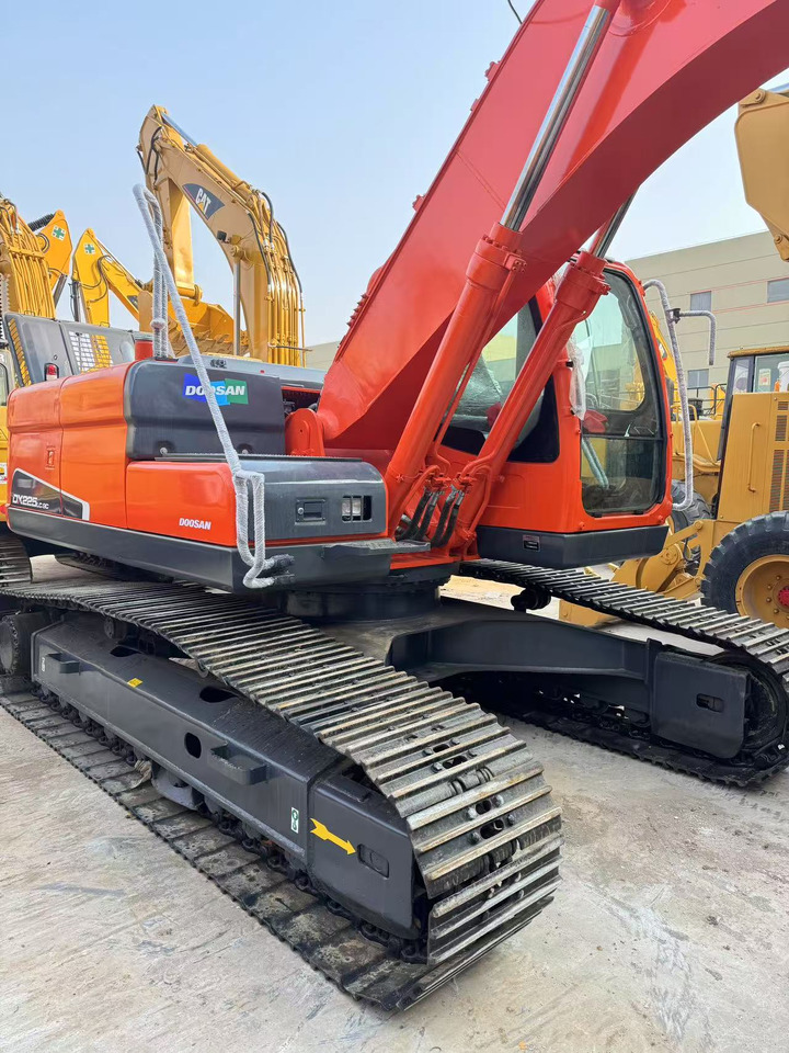 DOOSAN DX225 - Bager guseničar: slika 2 DOOSAN DX225 - Bager guseničar: slika 2