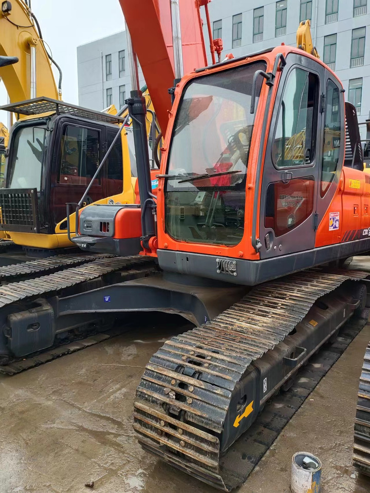 DOOSAN DX225LC - Bager guseničar: slika 2 DOOSAN DX225LC - Bager guseničar: slika 2