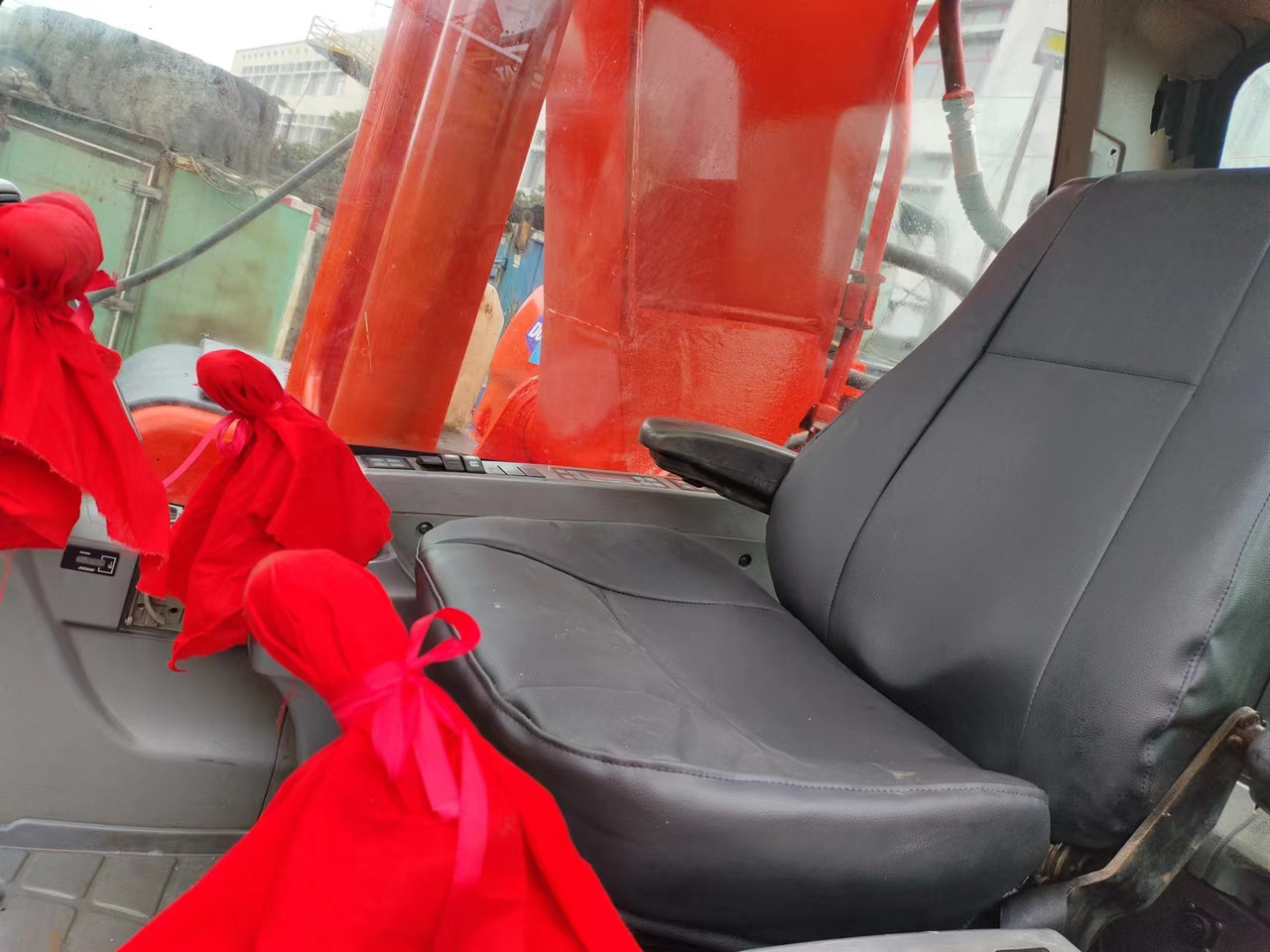 DOOSAN DX225LCA - Bager guseničar: slika 4 DOOSAN DX225LCA - Bager guseničar: slika 4