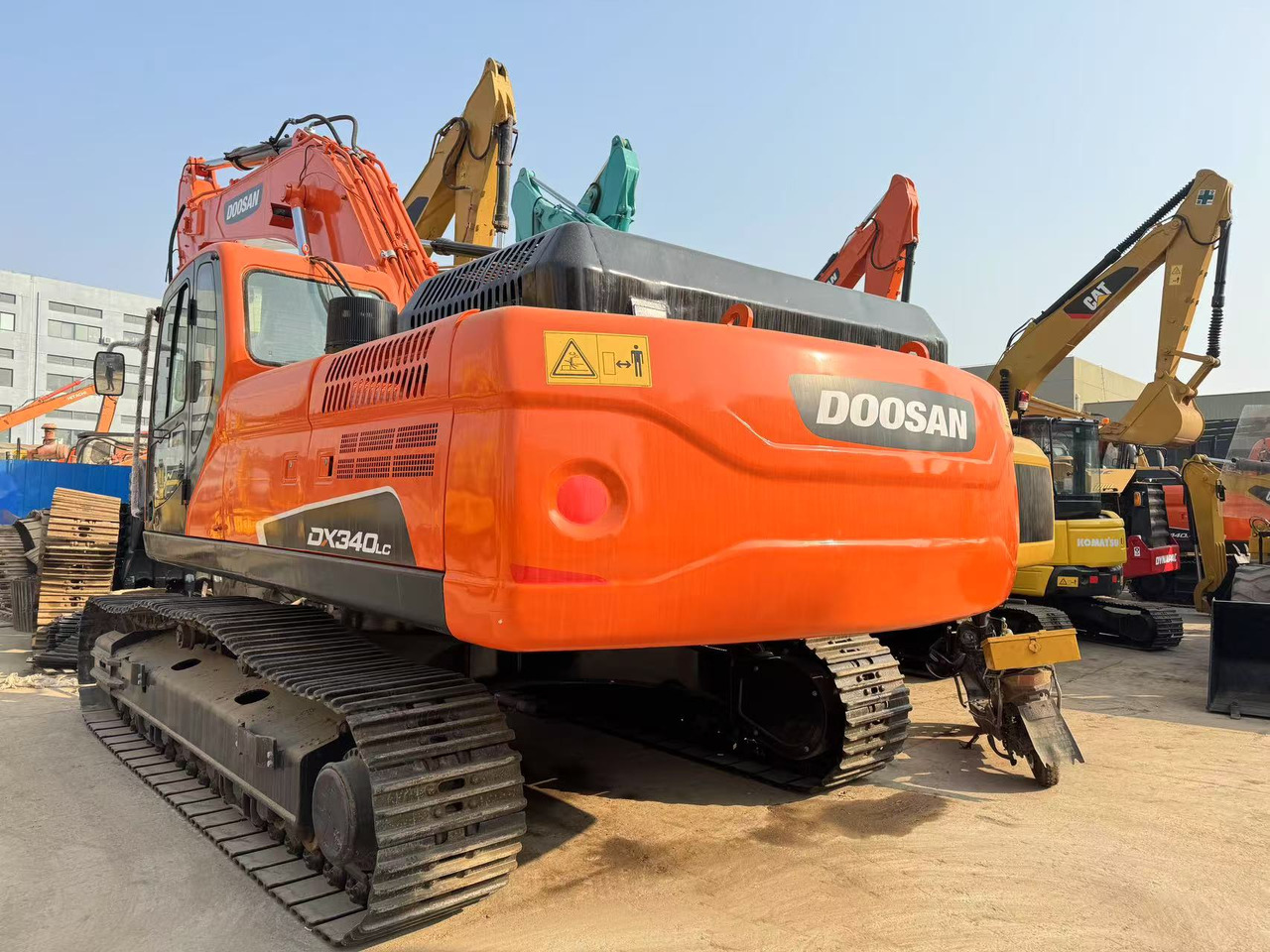 DOOSAN DX340LC - Bager guseničar: slika 1 DOOSAN DX340LC - Bager guseničar: slika 1