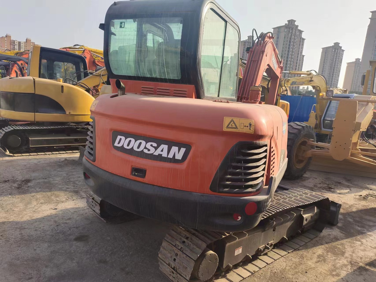 DOOSAN DX60 - Mini bager: slika 5 DOOSAN DX60 - Mini bager: slika 5