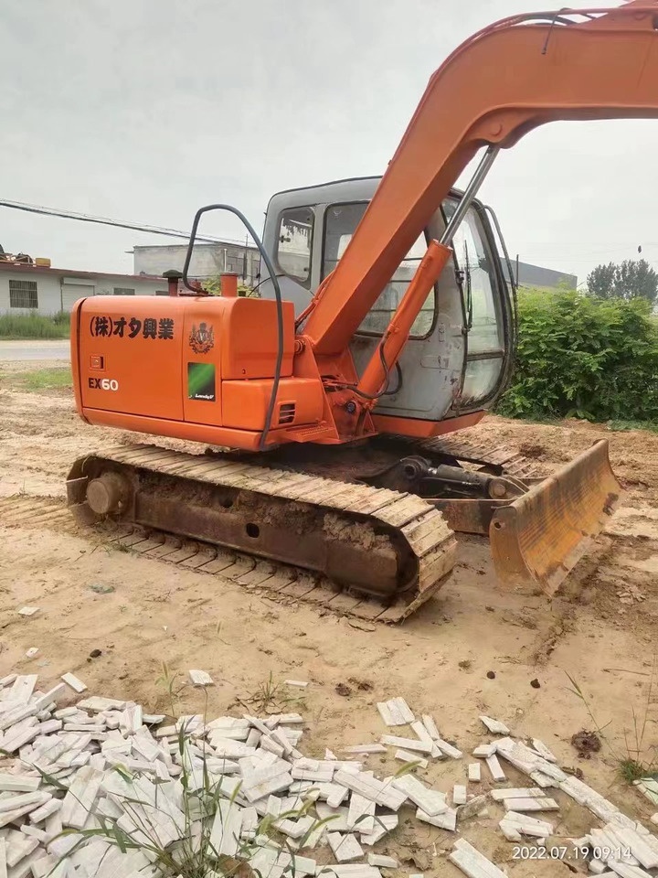 HITACHI EX60-5 - Mini bager: slika 2 HITACHI EX60-5 - Mini bager: slika 2