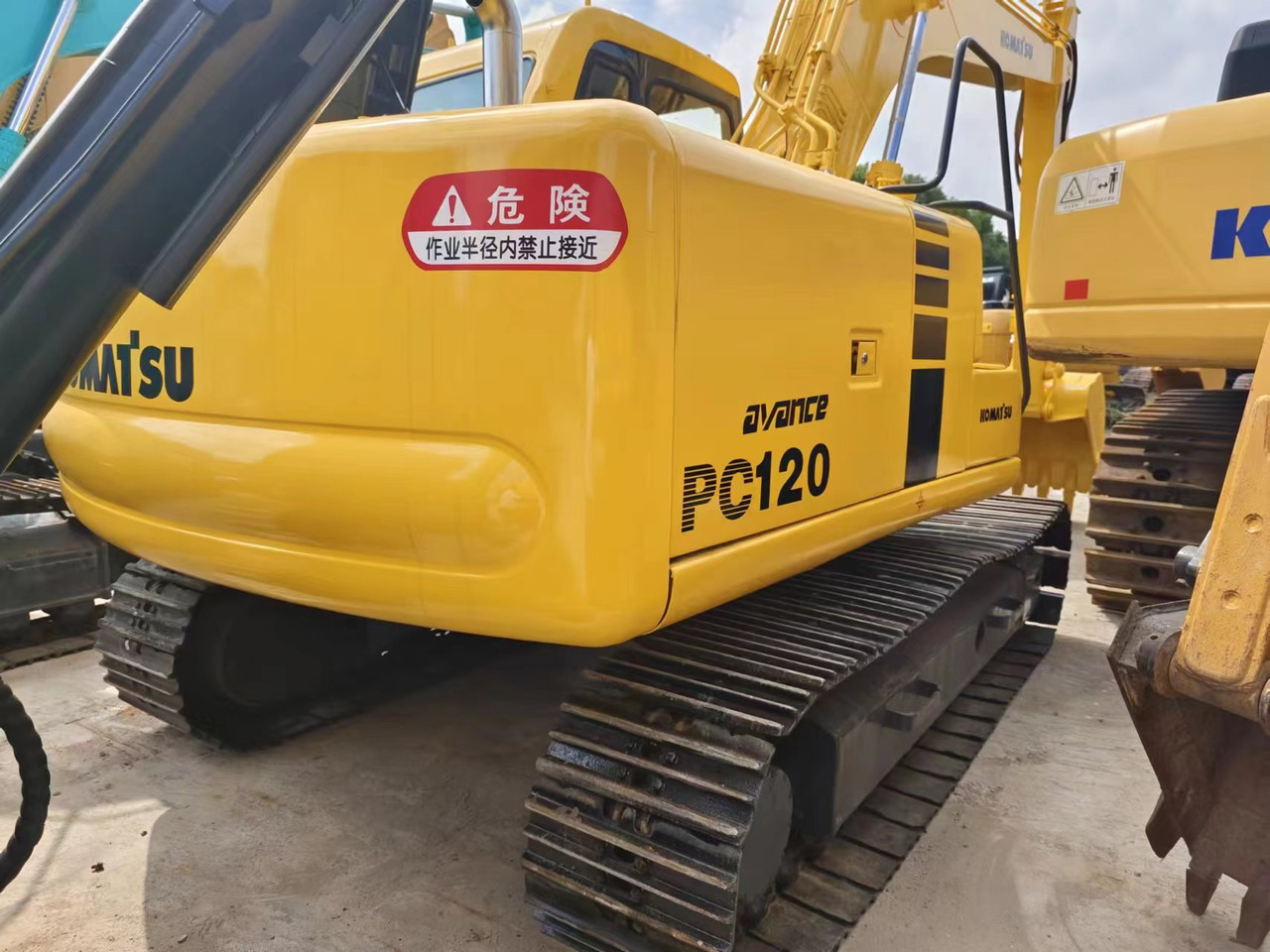 KOMATSU PC120-6 - Bager guseničar: slika 2 KOMATSU PC120-6 - Bager guseničar: slika 2
