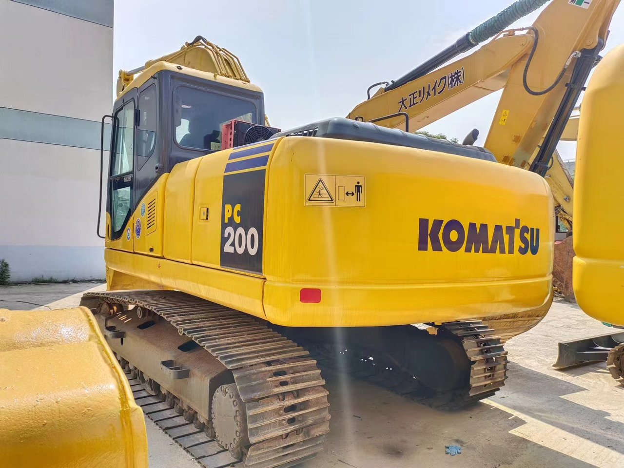KOMATSU PC200-7 - Bager guseničar: slika 2 KOMATSU PC200-7 - Bager guseničar: slika 2