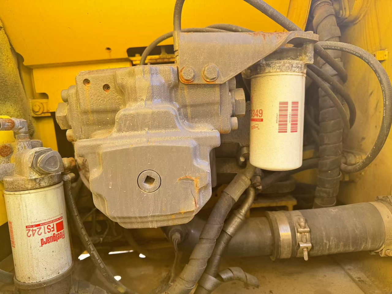 Bager guseničar KOMATSU PC200-8: slika 6