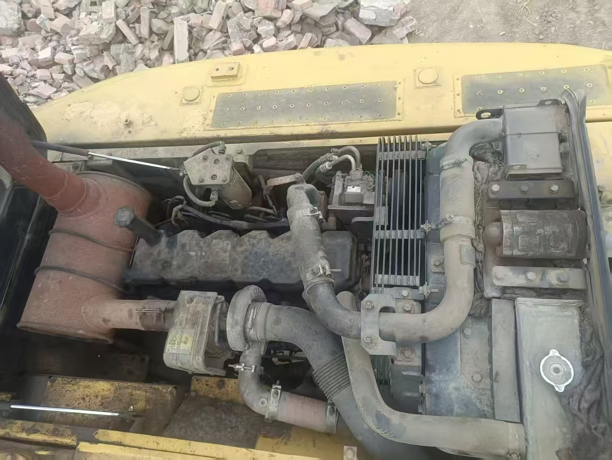 KOMATSU PC200-8N1 - Bager guseničar: slika 5 KOMATSU PC200-8N1 - Bager guseničar: slika 5