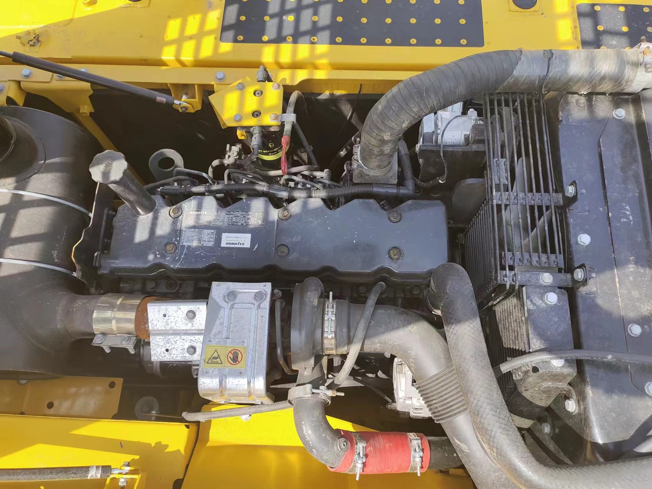 KOMATSU PC200-8N1 - Bager guseničar: slika 5 KOMATSU PC200-8N1 - Bager guseničar: slika 5