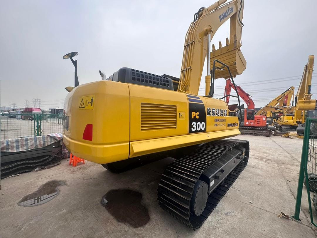 KOMATSU PC300-8 - Bager guseničar: slika 3 KOMATSU PC300-8 - Bager guseničar: slika 3