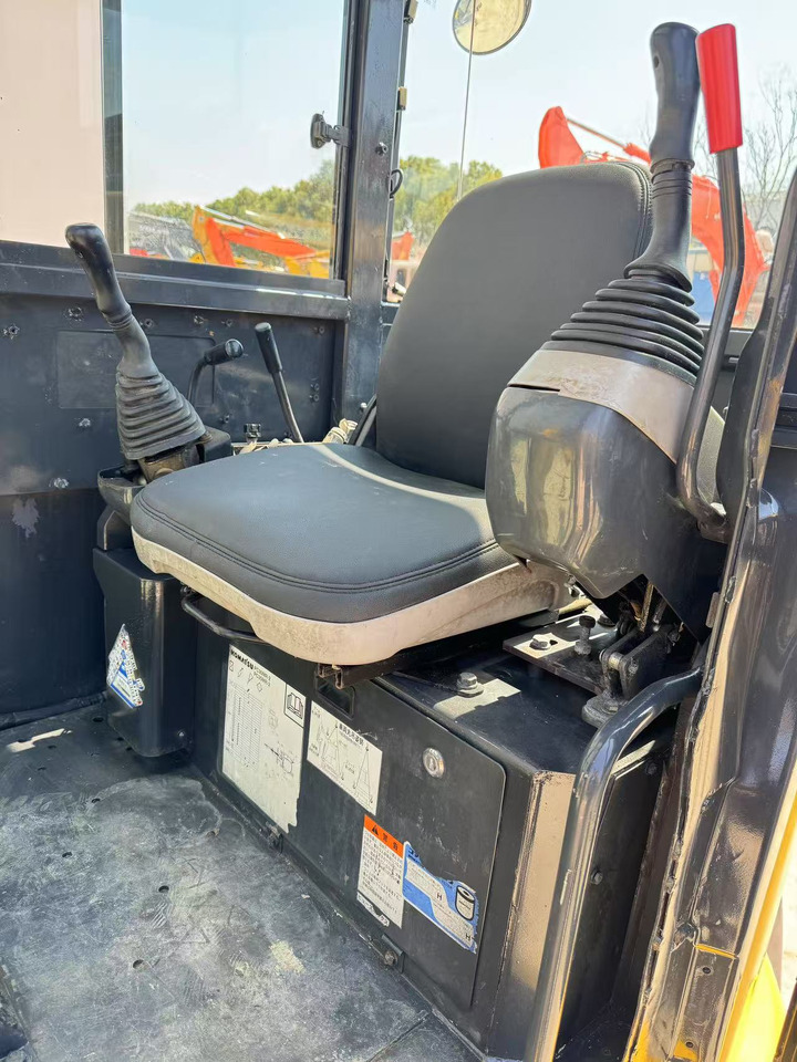 KOMATSU PC35MR - Mini bager: slika 3 KOMATSU PC35MR - Mini bager: slika 3