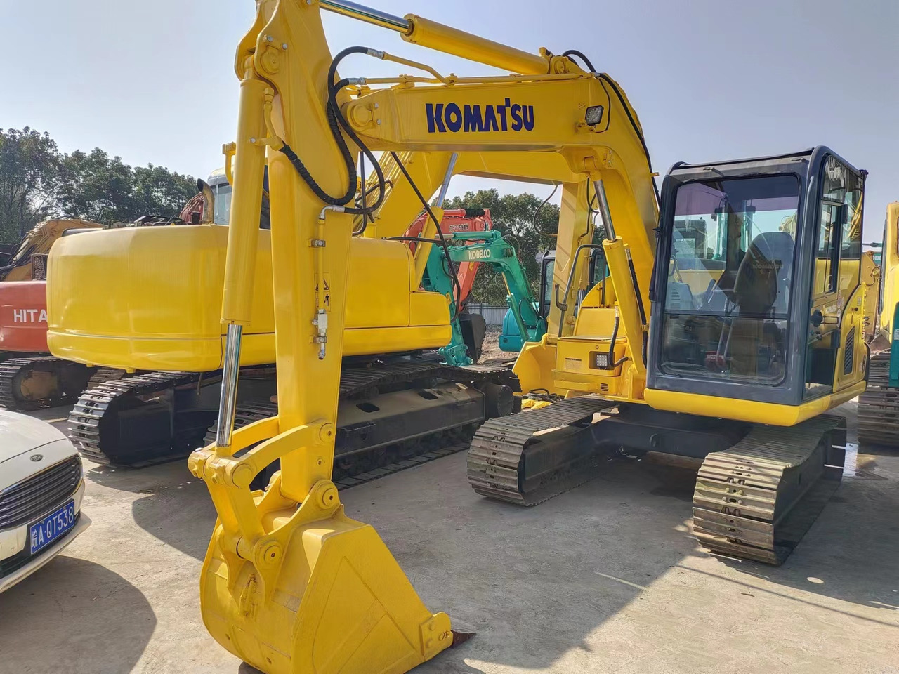 KOMATSU PC60-8 - Mini bager: slika 2 KOMATSU PC60-8 - Mini bager: slika 2