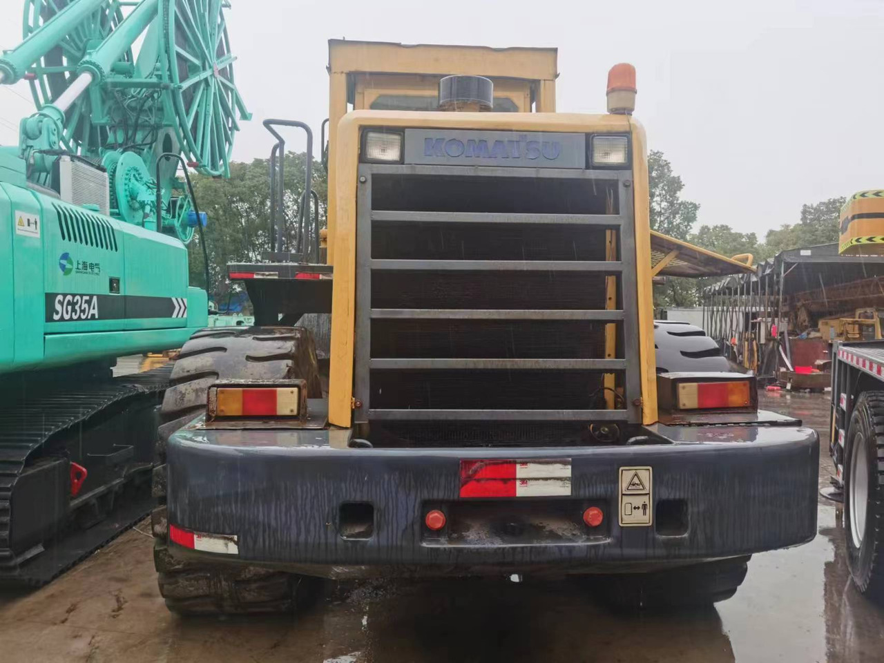 Utovarivač točkaš KOMATSU WA470: slika 7
