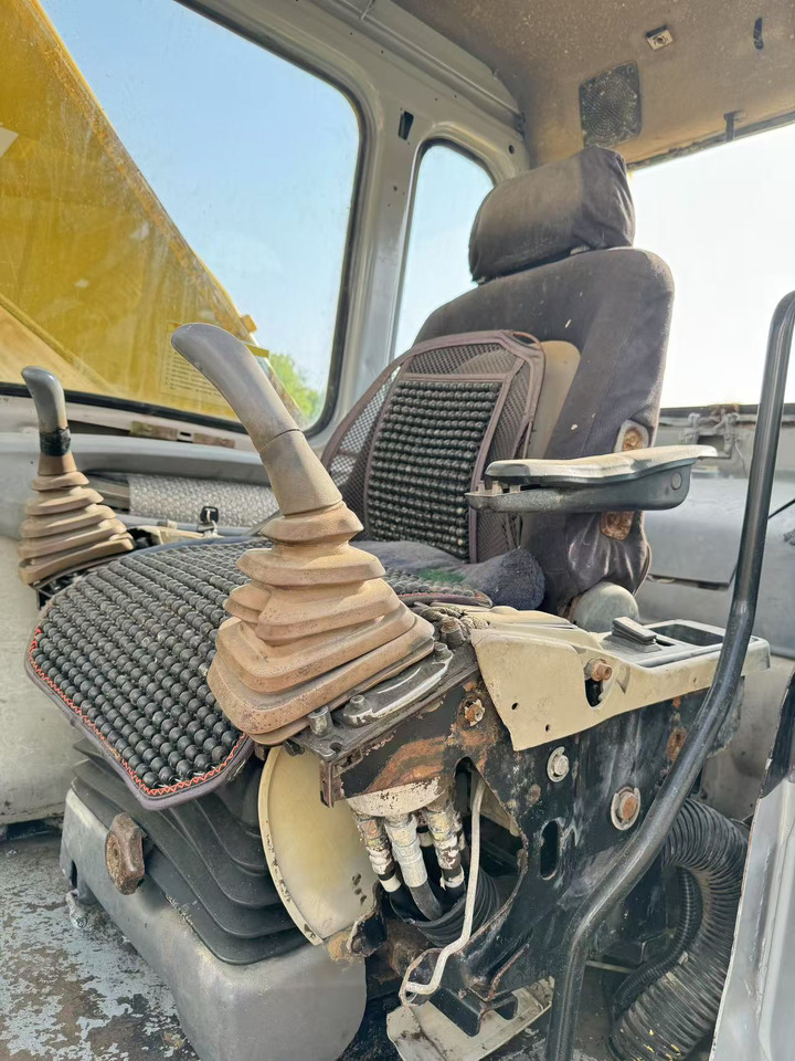 SUMITOMO SH200 - Bager guseničar: slika 5 SUMITOMO SH200 - Bager guseničar: slika 5