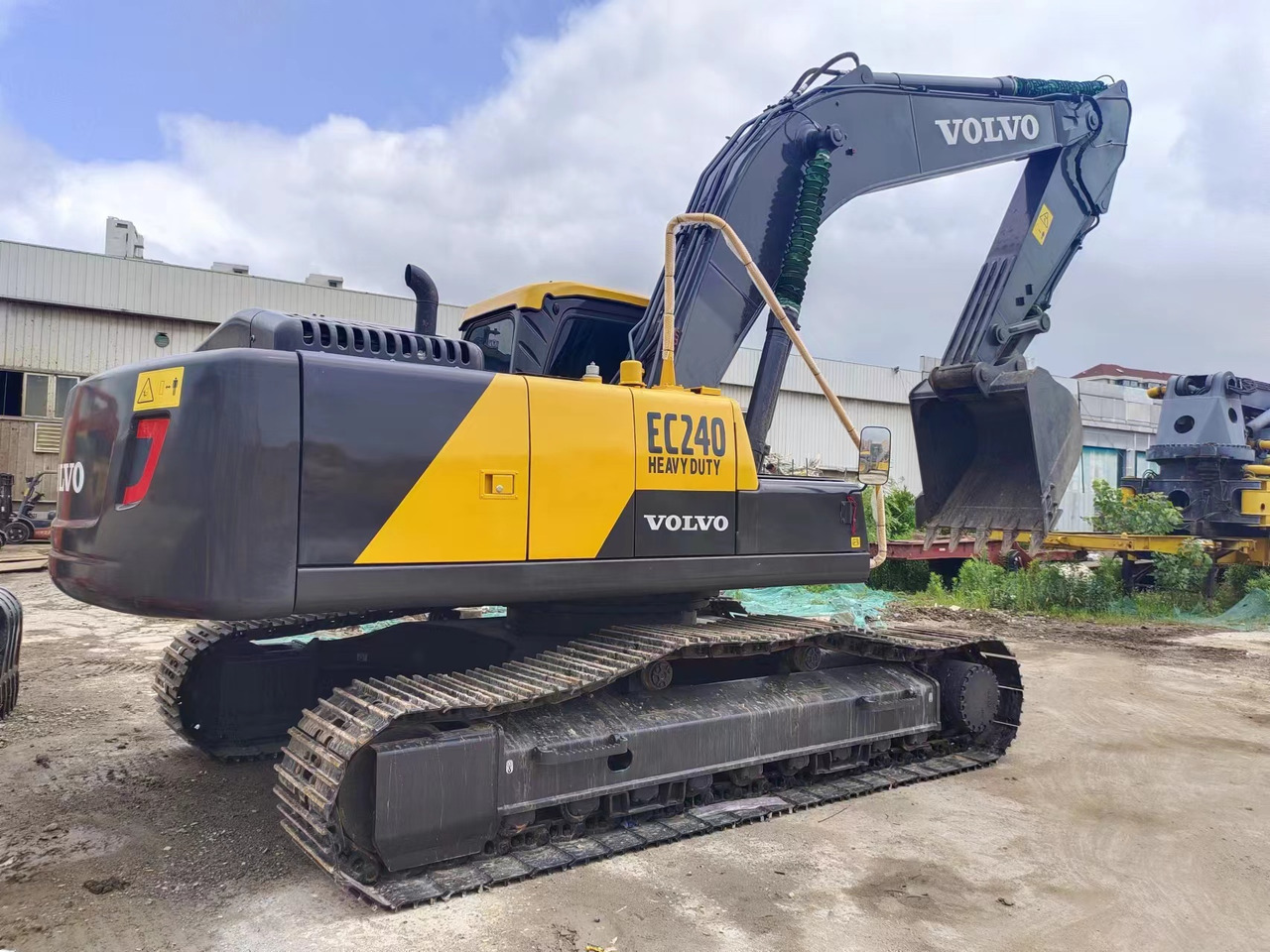 VOLVO EC240 - Bager guseničar: slika 2 VOLVO EC240 - Bager guseničar: slika 2