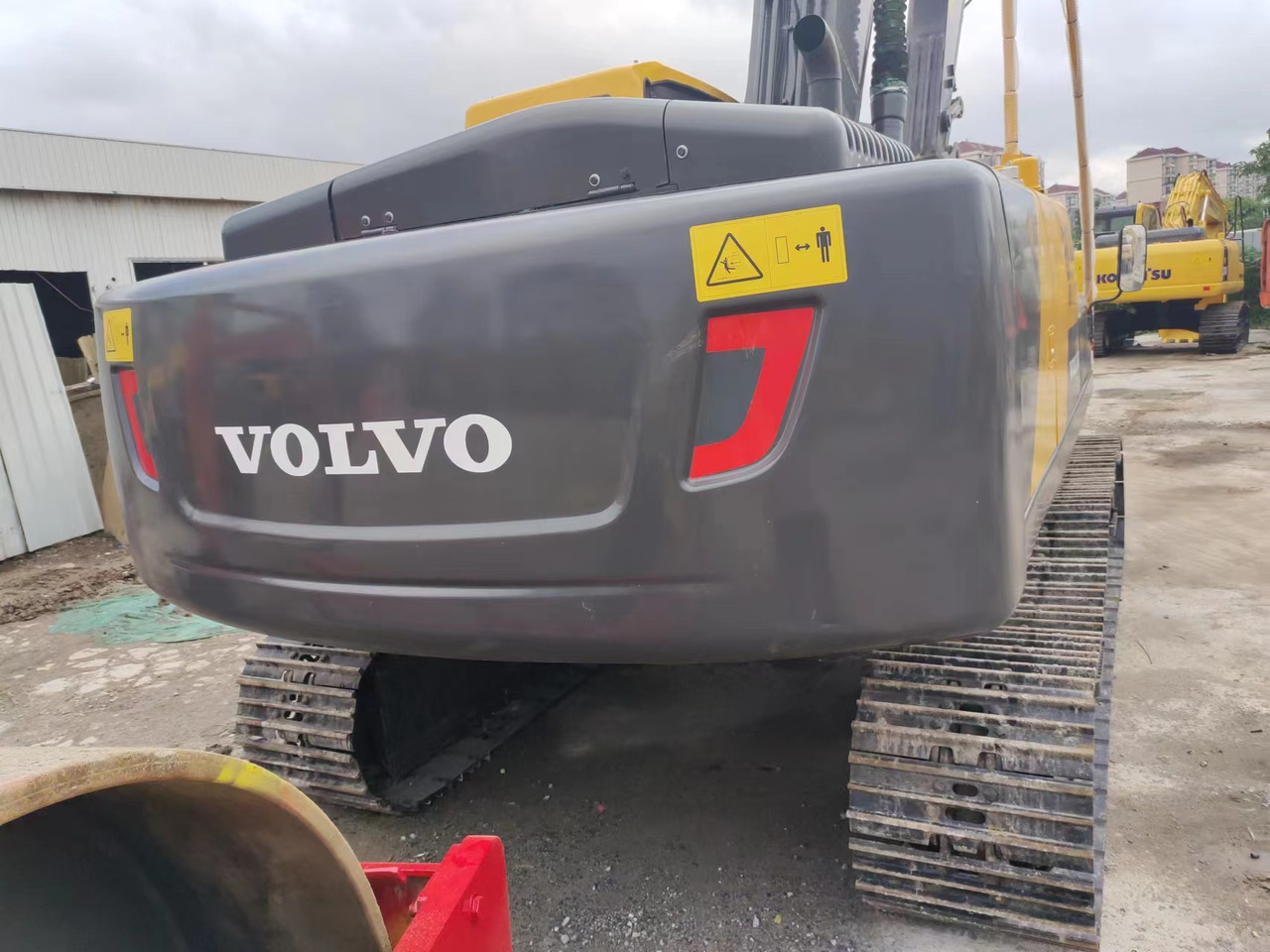 Lizing VOLVO EC240 VOLVO EC240: slika 8