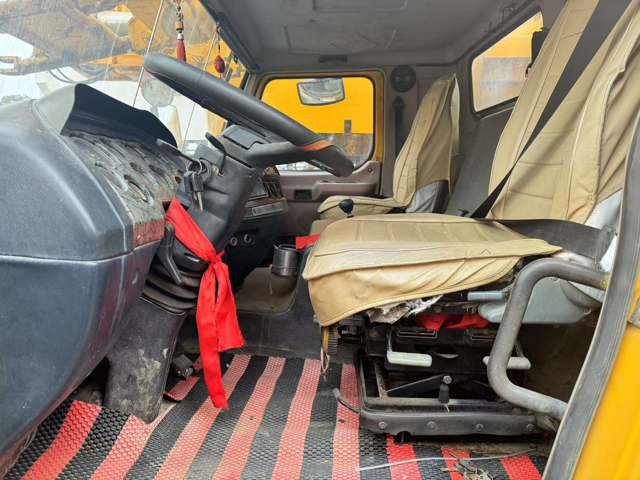 XCMG QY100K 100tons QY100K-2 - Autodizalica: slika 5 XCMG QY100K 100tons QY100K-2 - Autodizalica: slika 5