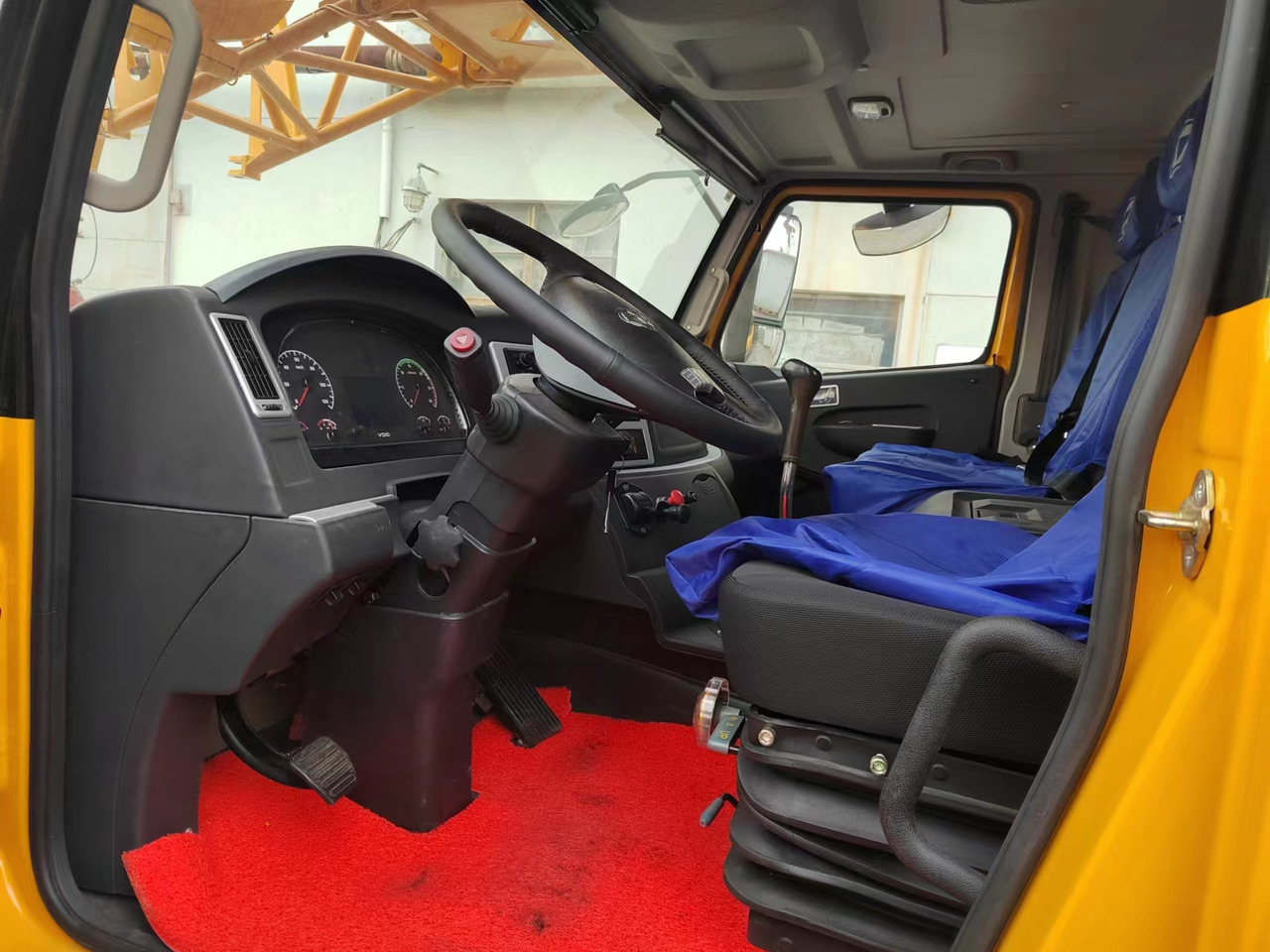 XCMG QY70K - Autodizalica: slika 5 XCMG QY70K - Autodizalica: slika 5